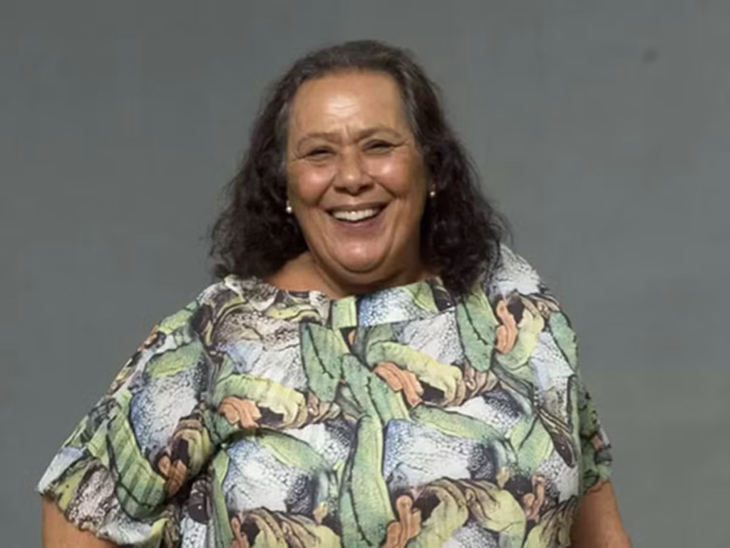 Falecimento de Teuda Bara, Fundadora do Grupo Galpão, Marca o Teatro Brasileiro