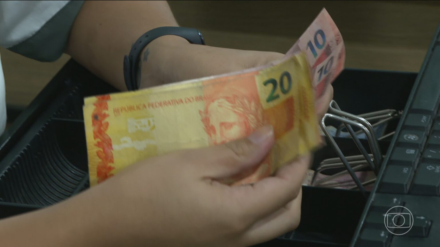 Governo Anuncia Reajuste do Salário Mínimo para R$ 1.621 em 2026 Governo Anuncia Reajuste do Salário Mínimo para R$ 1.621 em 2026