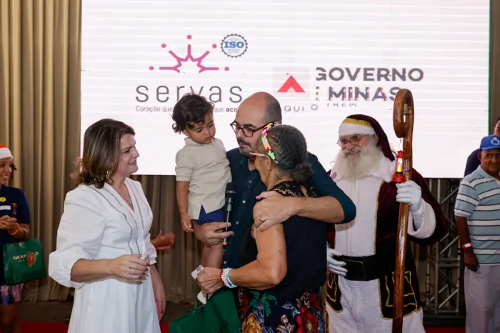 Natal Solidário leva acolhimento e afeto ao Palácio da Liberdade em Belo Horizonte Natal Solidário leva acolhimento e afeto ao Palácio da Liberdade em Belo Horizonte