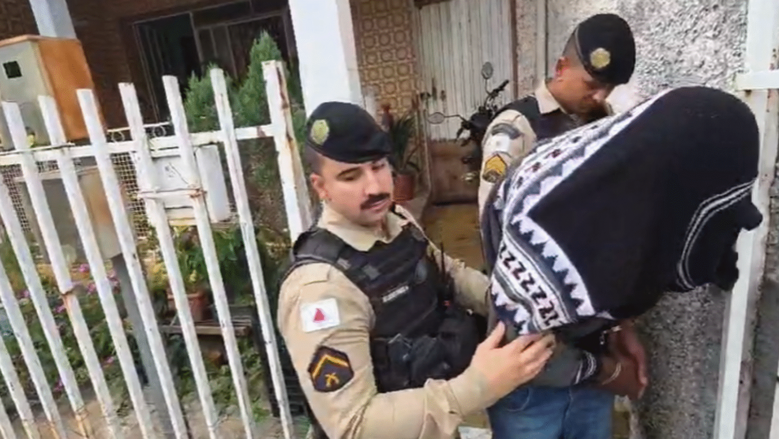 Prisão de Garçom Acusado de Agredir Trans em BH é Mantida: Justiça Em Ação