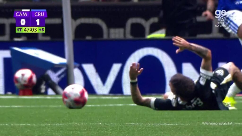 Atlético-MG Reivindica Revisão de Erros de Arbitragem em Clássico com Cruzeiro