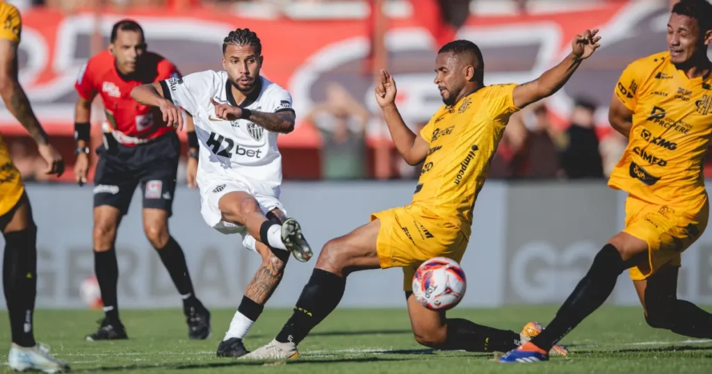 Atlético-MG Vira o Jogo e Supera Pouso Alegre no Campeonato Mineiro