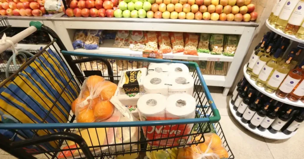 Cesta Básica em Belo Horizonte: Preços sobem 2,4% em 2025
