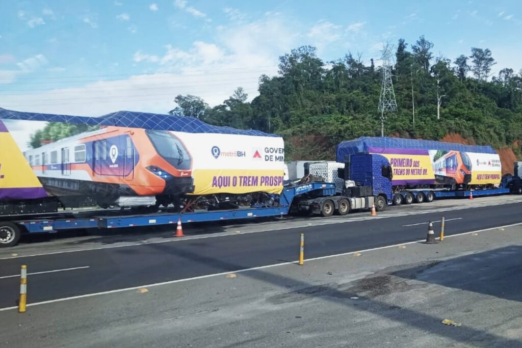 Chegada do Primeiro Trem Chinês do Metrô de Belo Horizonte: Uma Revolução na Mobilidade Chegada do Primeiro Trem Chinês do Metrô de Belo Horizonte: Uma Revolução na Mobilidade