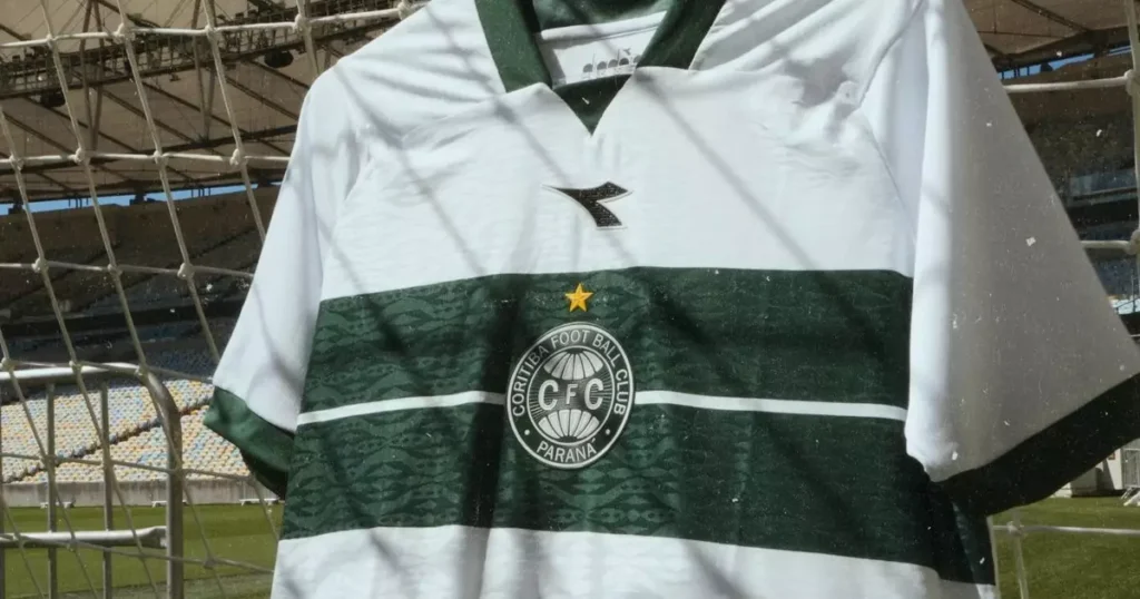 Coritiba pode poupar titulares contra o Cianorte nas quartas do Paranaense