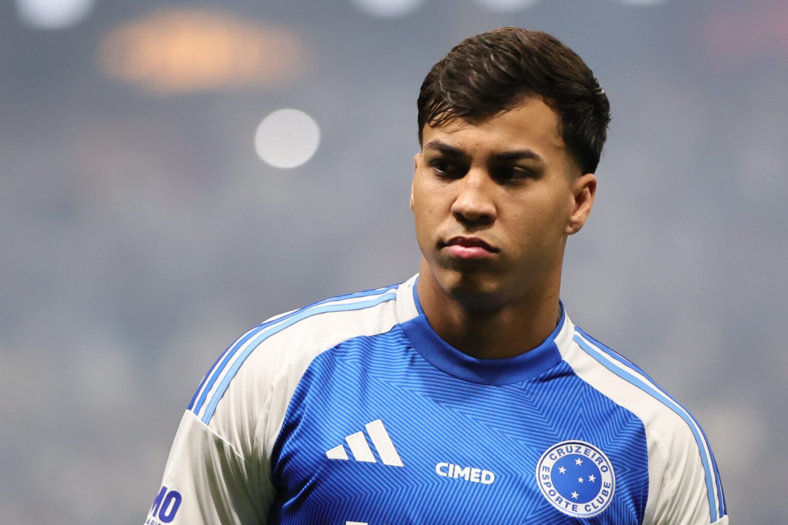 Cruzeiro Rejeita Oferta do Flamengo por Kaio Jorge em Novas Negociações Cruzeiro Rejeita Oferta do Flamengo por Kaio Jorge em Novas Negociações
