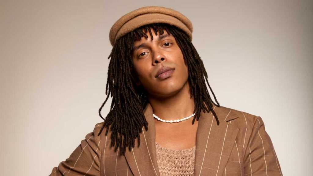 Espetáculo Celebra 50 Anos de Carreira de Djavan com Musical Imperdível