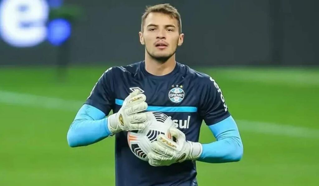 Flamengo e Palmeiras Disputam a Contratação de Gabriel Grando, do Grêmio