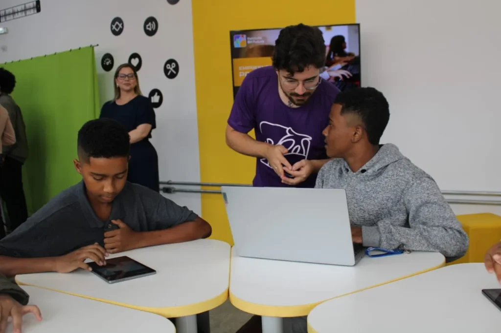 Formação Tecnológica Gratuita Impulsiona Empregabilidade em Belo Horizonte