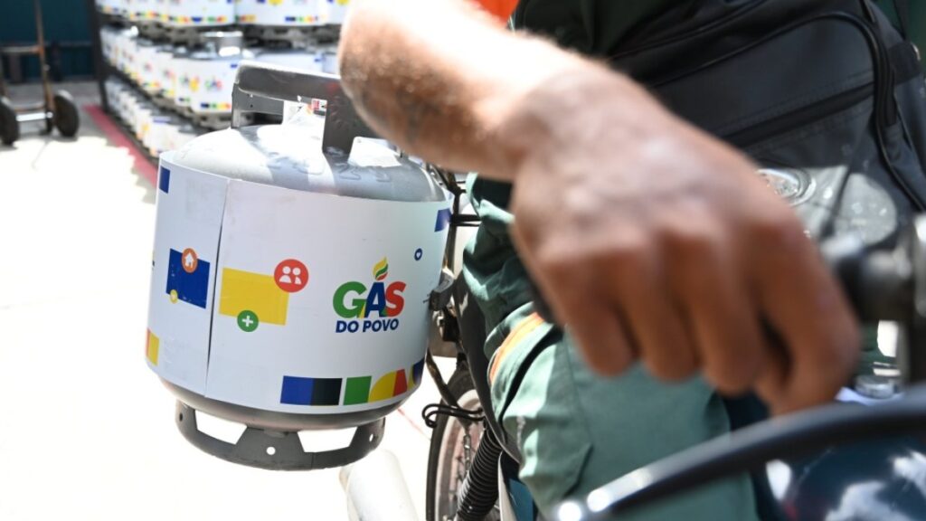 Gás do Povo: Benefício chega a todas as capitais e atende 950 mil novas famílias