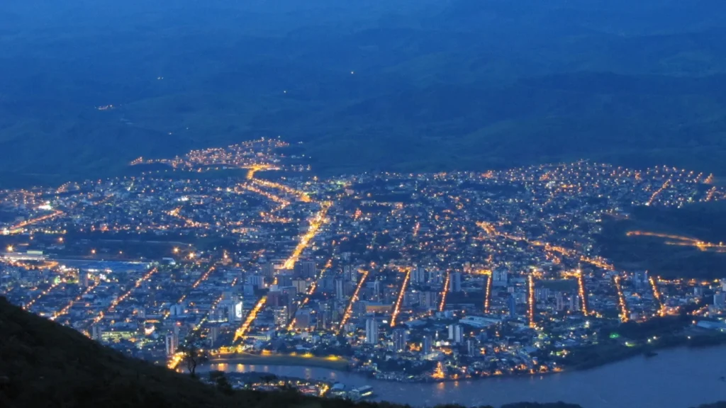 Governador Valadares: A Capital Mundial do Voo Livre a 320 km de Belo Horizonte