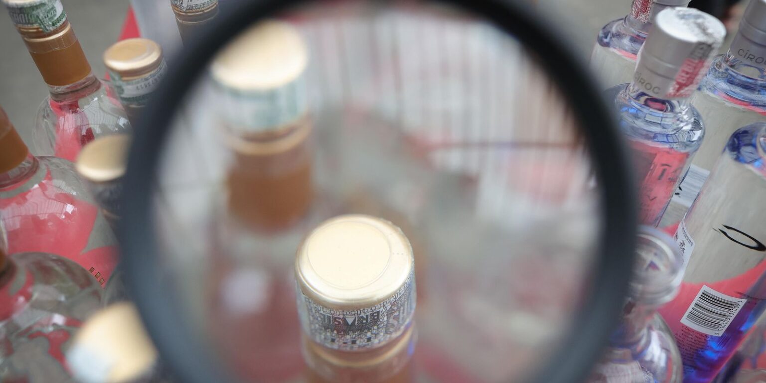 Intoxicação por Metanol na Bahia: Uma Vida Perdida e Sinais de Alerta