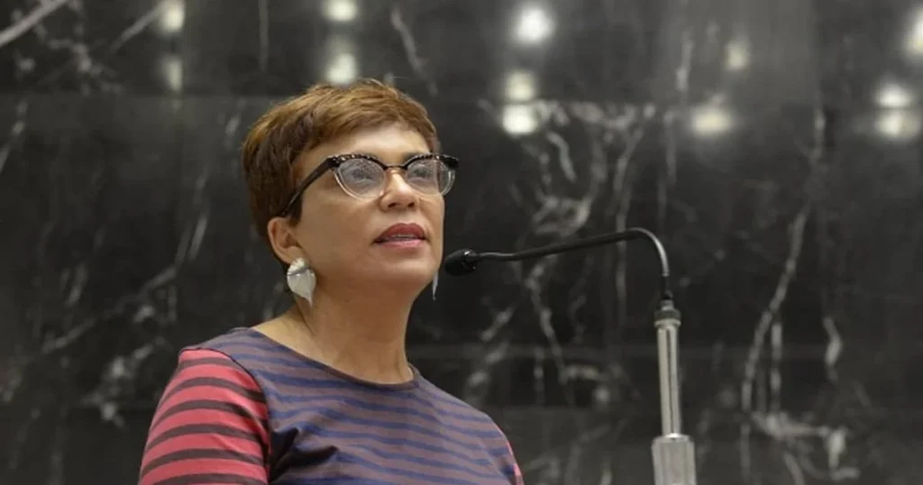 Marília Campos: Pré-Candidata ao Senado Foca na Dívida de MG e na Revisão da Lei Kandir