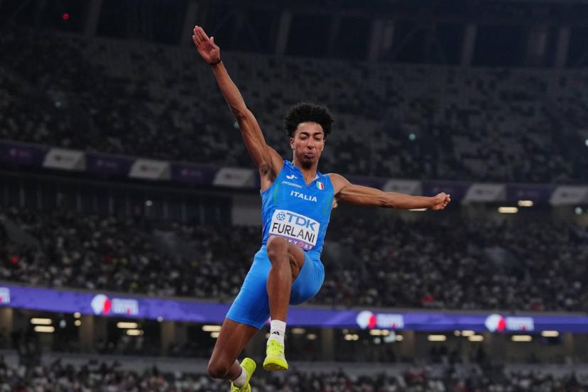 Mattia Furlani Brilha em Paris com Salto de 8,33 m | Destaque do Atletismo Mattia Furlani Brilha em Paris com Salto de 8,33 m | Destaque do Atletismo