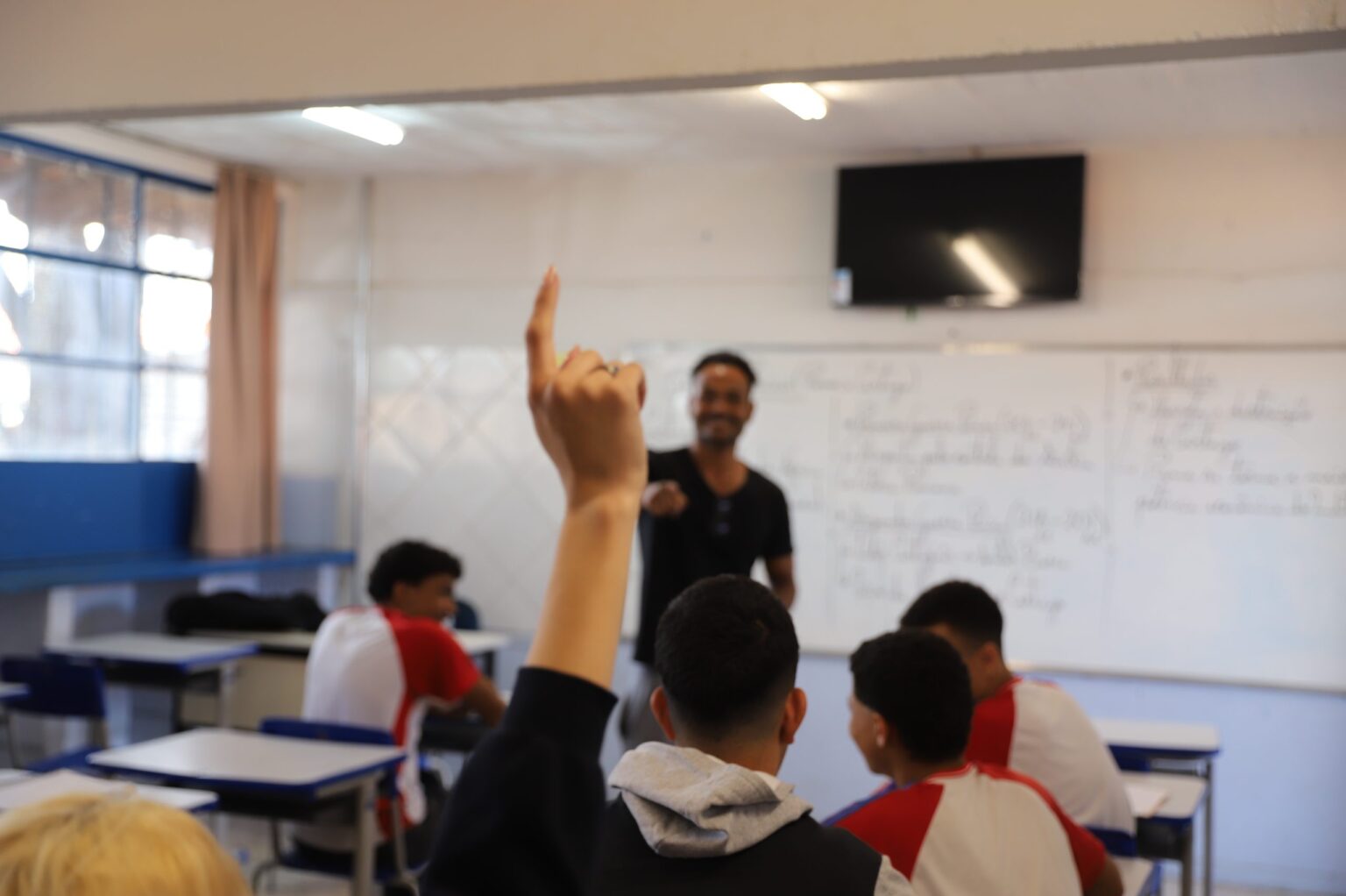 Minas Bilíngue: Escolas de Uberaba e Patos de Minas se Destacam na Iniciativa