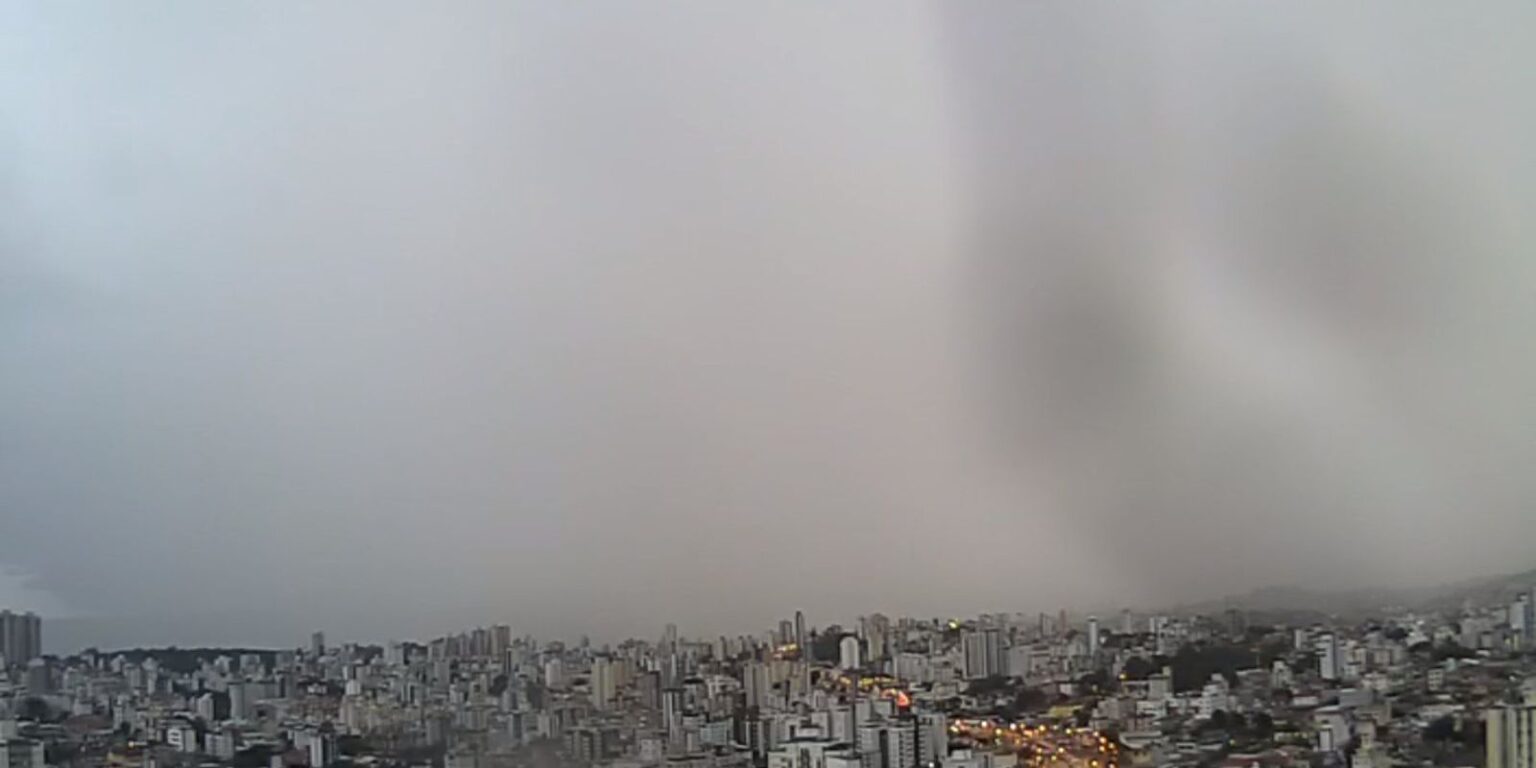 Minas Gerais em Alerta: Tempestades e Rajadas de Vento Impõem Risco à População