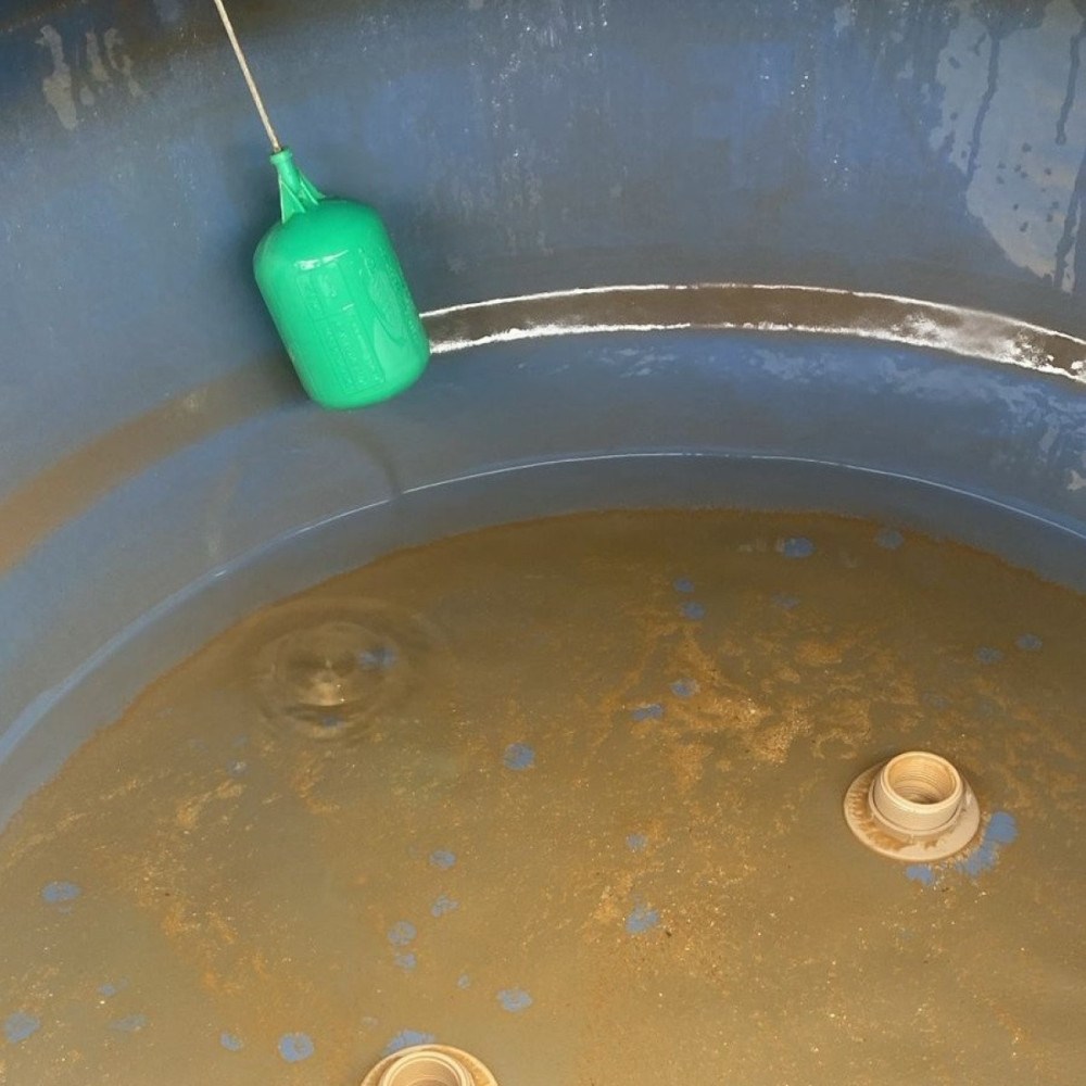 Moradores de Vespasiano Reclamam de Falta D’água e Cobram Providências da Copasa Moradores de Vespasiano Reclamam de Falta D'água e Cobram Providências da Copasa