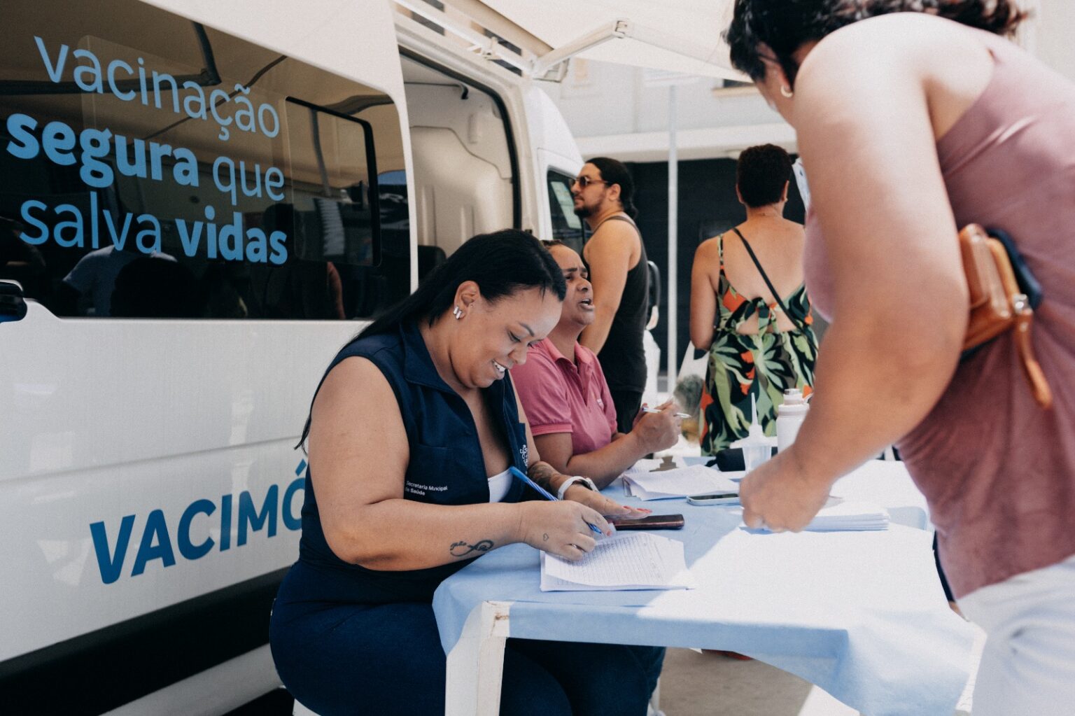 Nova Lima Intensifica Vacinação Contra a Dengue com Apoio do Estado Nova Lima Intensifica Vacinação Contra a Dengue com Apoio do Estado
