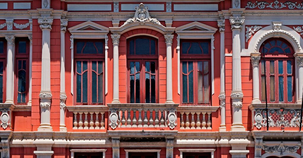 Projeto de Lei Simplifica Reformas em Imóveis Tombados em BH e Gera Expectativa