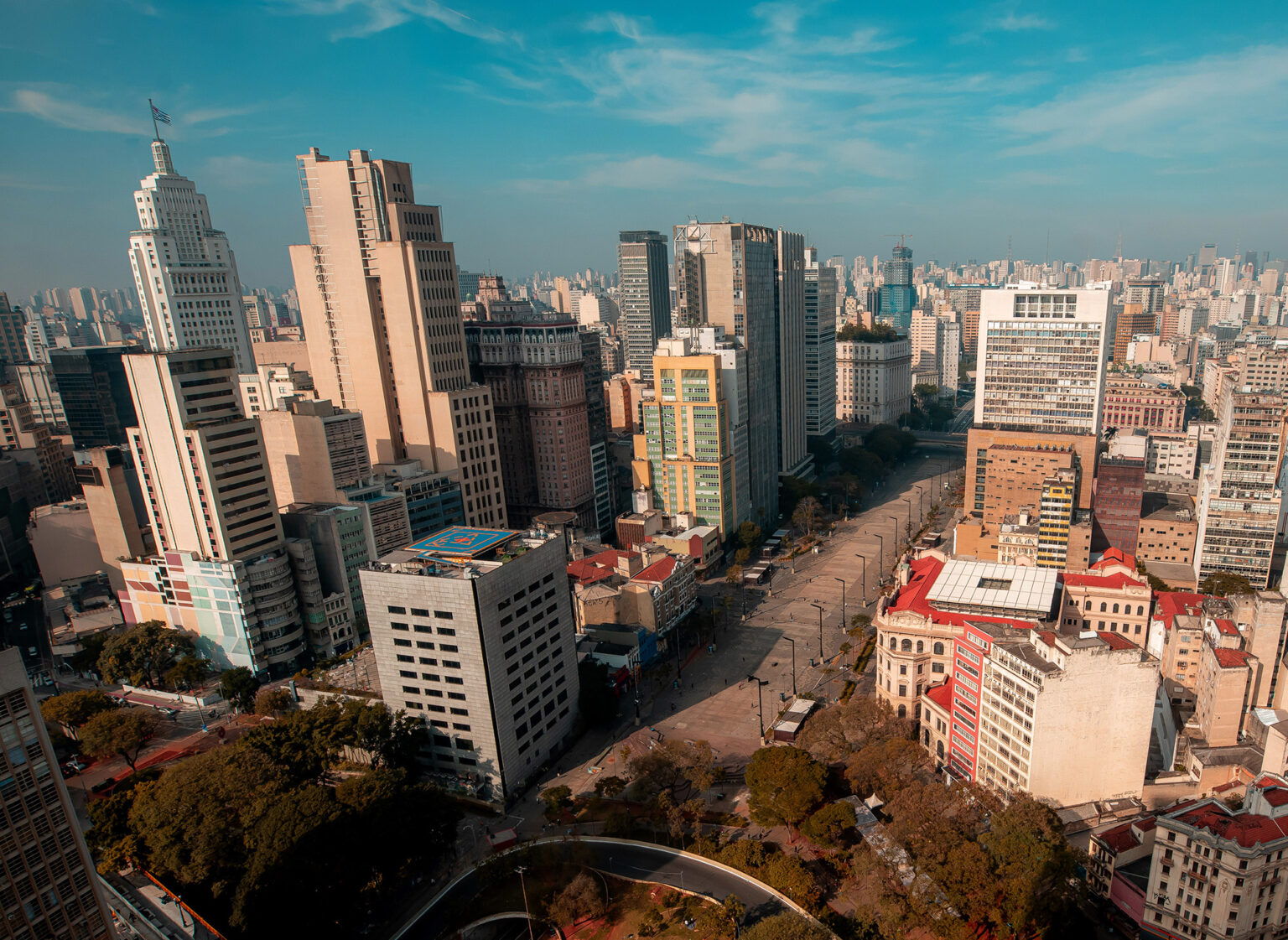 São Paulo Comemora 472 Anos com Programação Cultural Vibrante