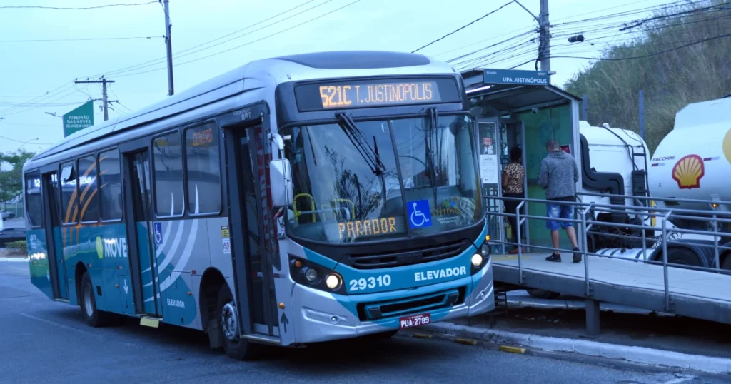 Tarifas de ônibus na Grande BH aumentam 10% a partir de hoje: impacto no bolso do usuário