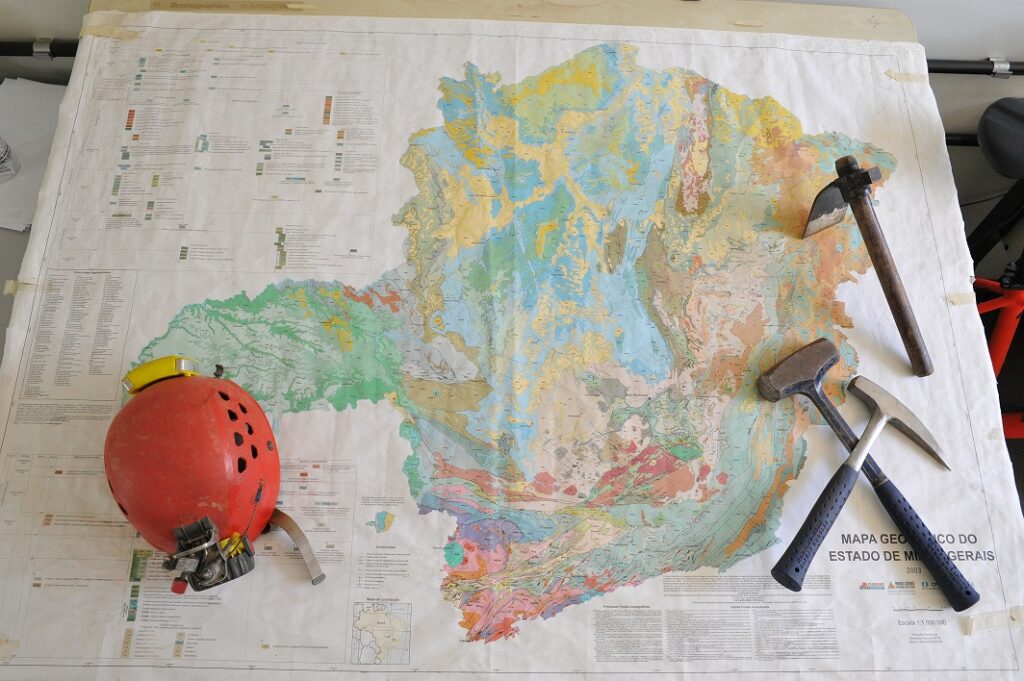 UFMG Abre Inscrições para Pós-Graduação em Geologia: 20 Vagas Disponíveis UFMG Abre Inscrições para Pós-Graduação em Geologia: 20 Vagas Disponíveis