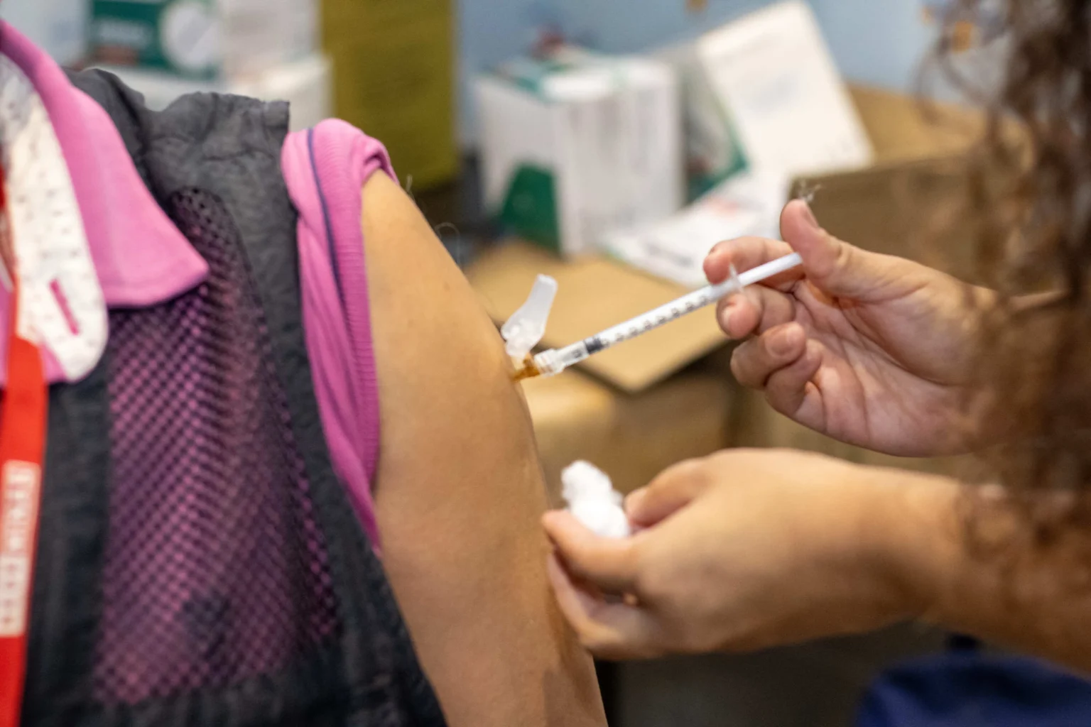 Vacinação Contra Sarampo e Febre Amarela Durante Pré-Carnaval em BH
