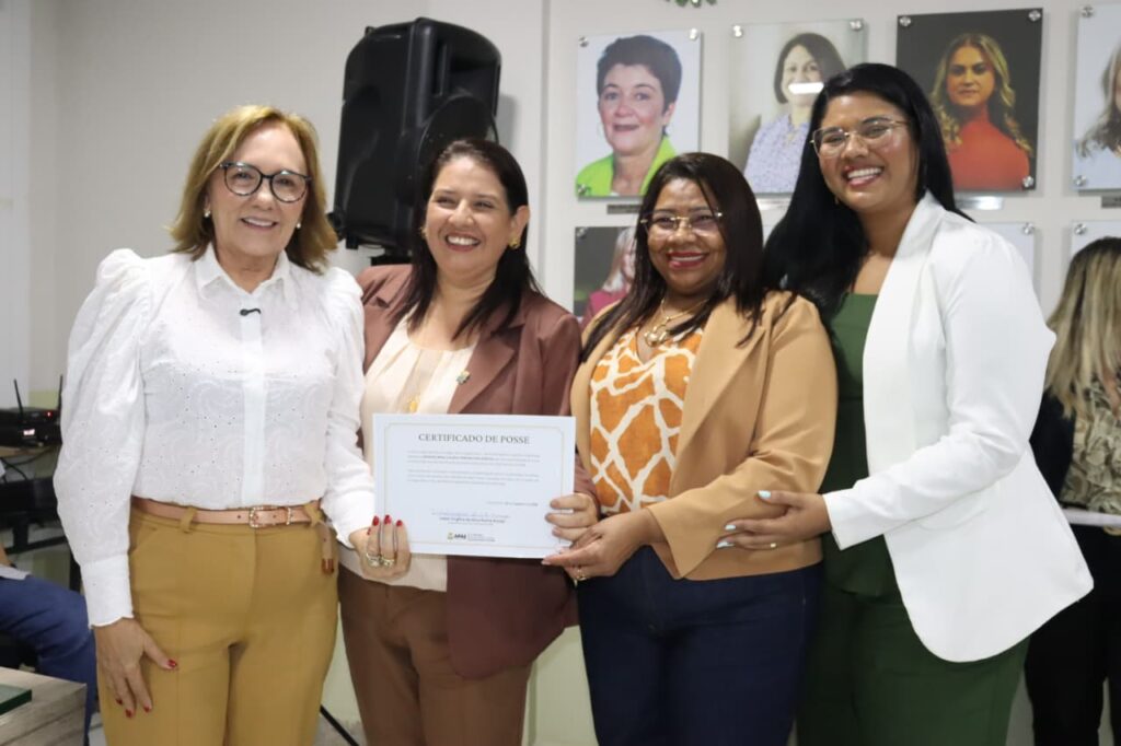 Zenaide Maia Reafirma Compromisso com Inclusão na Posse da Nova Diretoria da APAE de Parnamirim