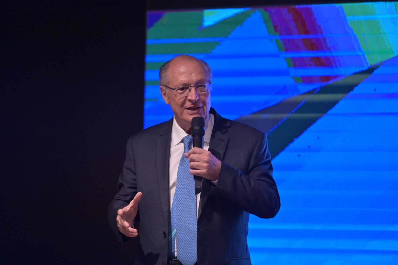 Alckmin em BH: Foco na Economia e Silêncio sobre Pacheco