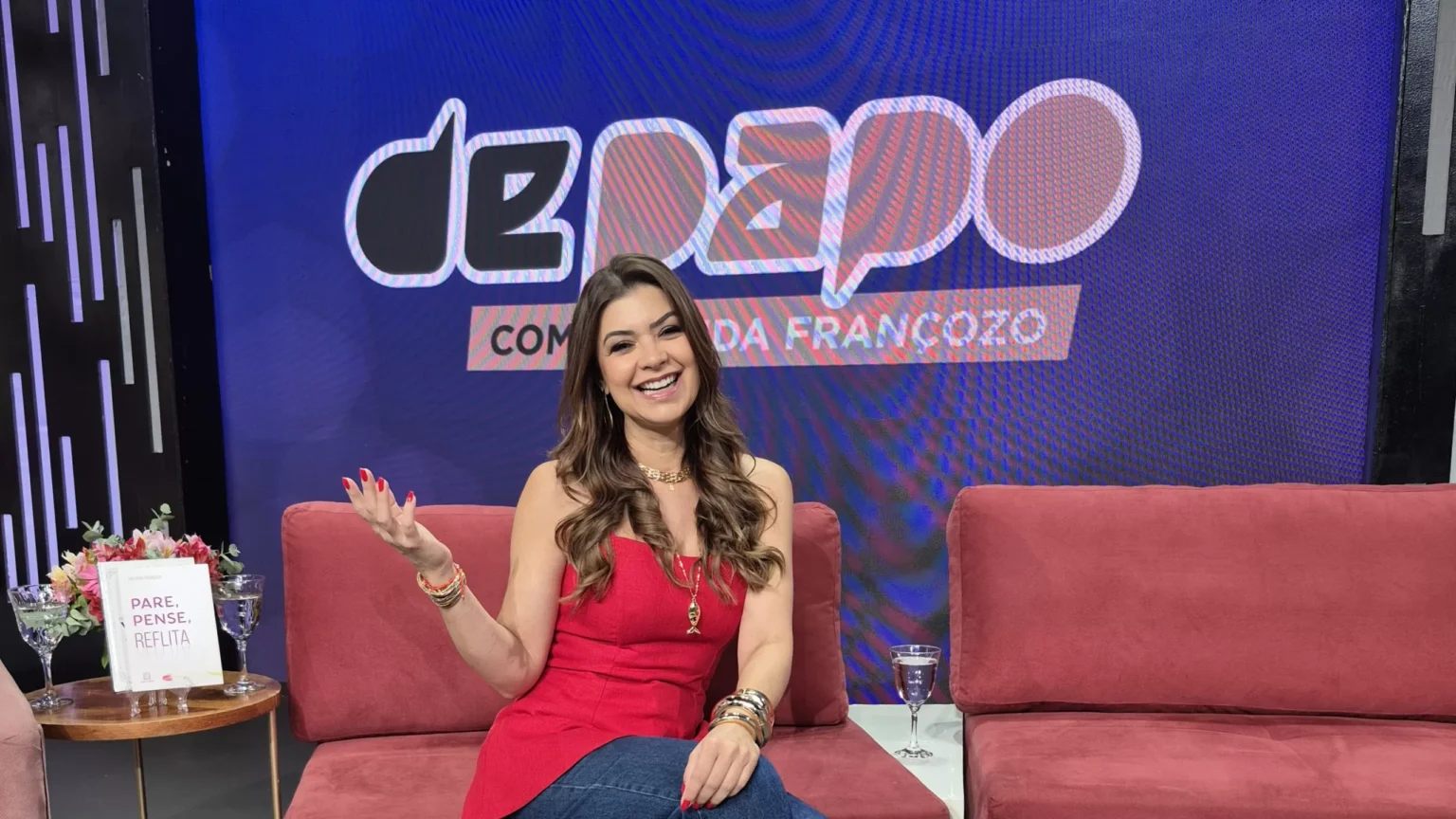 Amanda Françozo Aborda a Relevância das Atividades Físicas no Canal do Vannucci