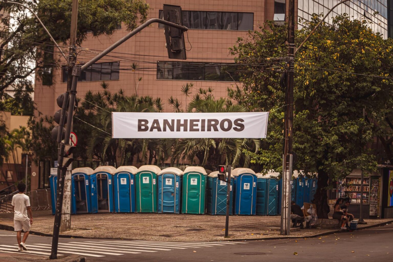 Belo Horizonte Aumenta Banheiros Químicos e Fixos para o Carnaval 2026 Belo Horizonte Aumenta Banheiros Químicos e Fixos para o Carnaval 2026