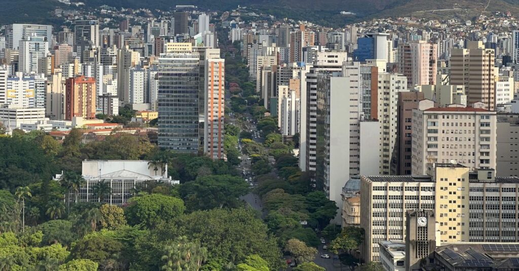 Belo Horizonte Supera Expectativas e Arrecada Mais de R$ 1 Bilhão em IPTU
