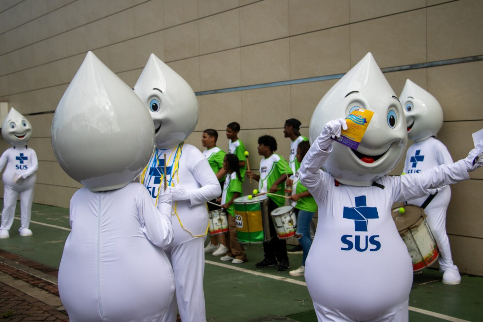 Blitz Educativa de Saúde no Carnaval de Belo Horizonte: Cuide-se com Alegria