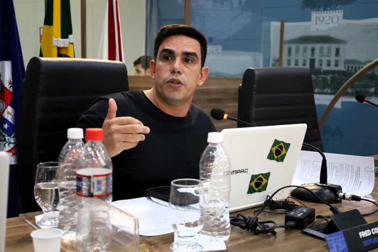 Câmara de Pouso Alegre Aprova Política de Proteção às Pessoas com Síndromes Raras e Deficiências Câmara de Pouso Alegre Aprova Política de Proteção às Pessoas com Síndromes Raras e Deficiências