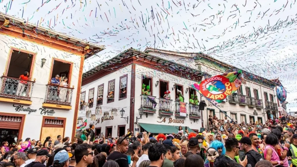 Carnaval no Interior de MG: 5 Cidades Históricas para Aproveitar a Folia