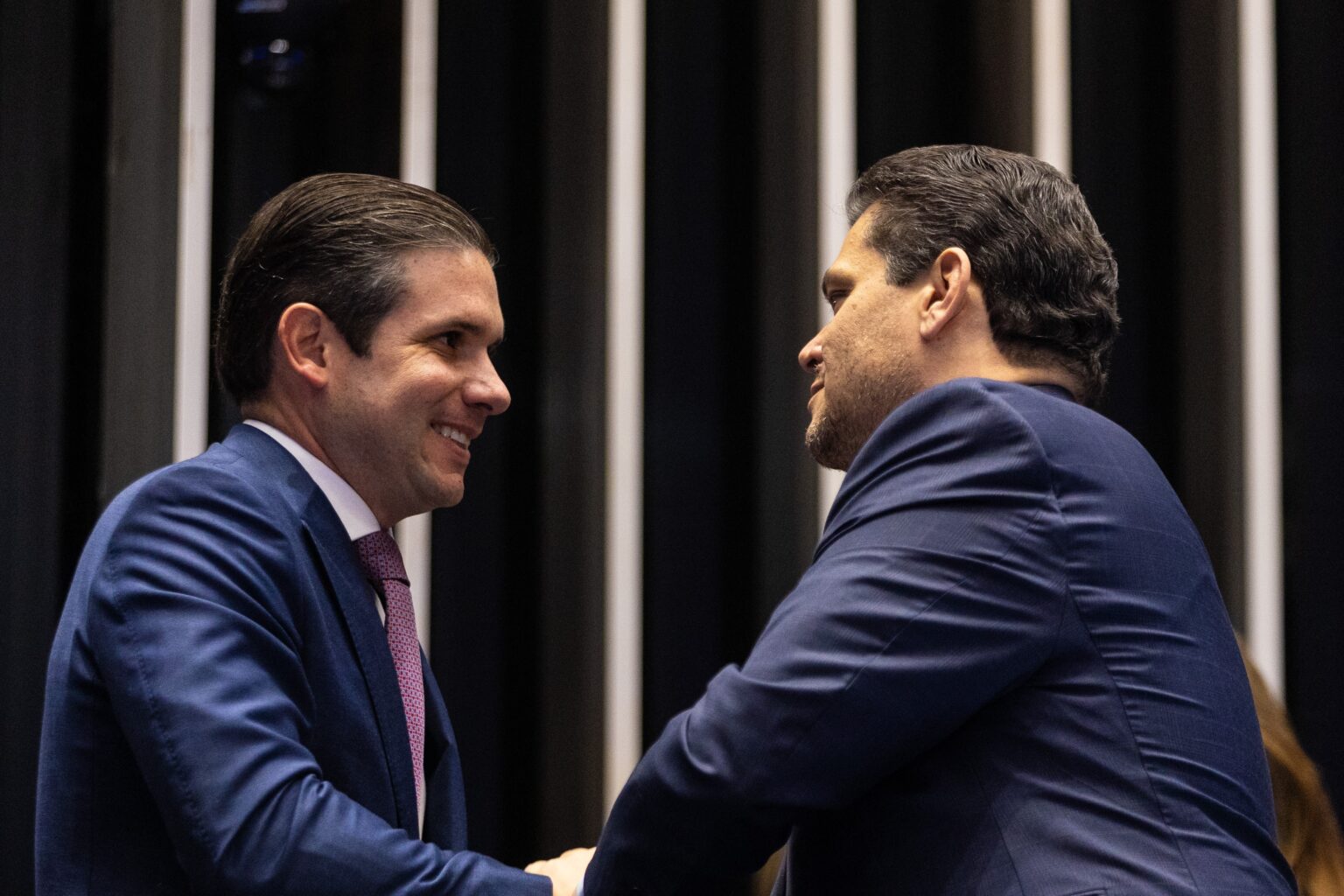 Congresso Nacional Retoma Atividades em Meio a Tensão Política e Desafios Legislativos Congresso Nacional Retoma Atividades em Meio a Tensão Política e Desafios Legislativos