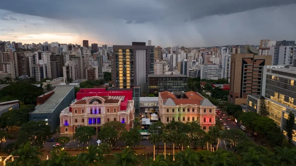 Descubra 7 Atividades Imperdíveis em Dias Chuvosos em Belo Horizonte