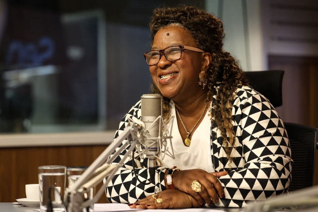 Macaé Evaristo Apresenta Tese de Doutorado na UFMG sobre Mulheres Negras na Política