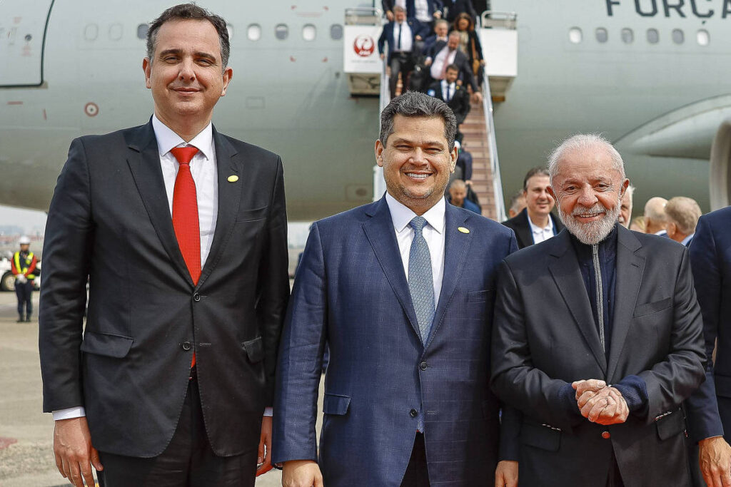 Pacheco e Lula: Encontro Para Discutir Candidatura em Minas Após Troca de Partido