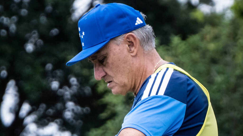 Pressão Crescente: Cruzeiro Busca Vitória Contra o Betim no Mineiro Pressão Crescente: Cruzeiro Busca Vitória Contra o Betim no Mineiro