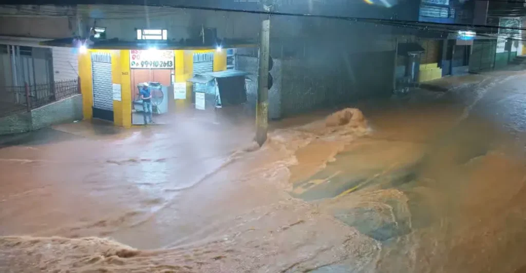Previsão do Tempo para Minas Gerais nesta Quarta-Feira: Chuvas Persistem e Risco de Desastres Aument