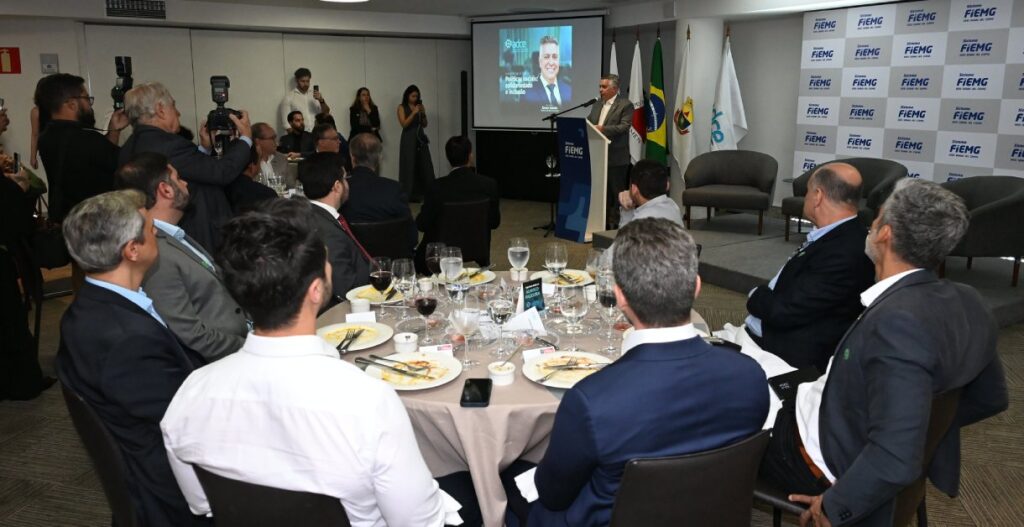 ADCE-MG Lança Agenda 2026: Encontro entre Empresários e Prefeito de Belo Horizonte ADCE-MG Lança Agenda 2026: Encontro entre Empresários e Prefeito de Belo Horizonte