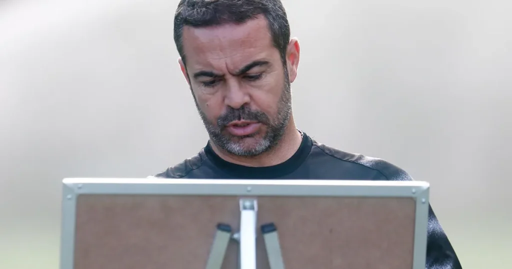 Artur Jorge é o 10º Técnico do Cruzeiro na Era SAF: Mudanças à Vista