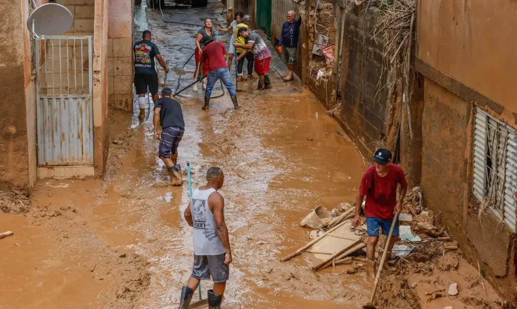 Câmara Aprova Apoio Financeiro para Vítimas das Chuvas em Minas Gerais