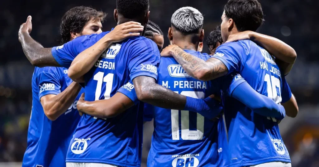 Cruzeiro busca reverter a maré negativa contra o Santos na Série A
