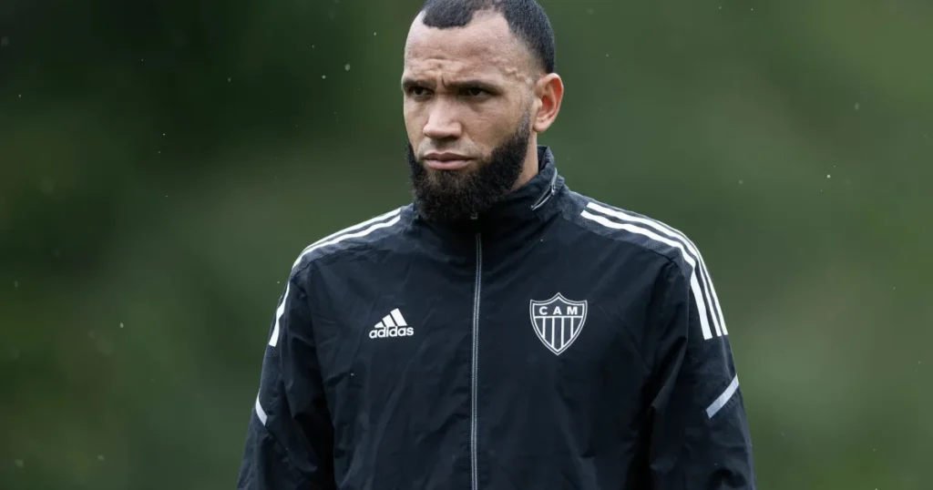 Everson se pronuncia sobre confusão em Cruzeiro x Atlético-MG: 'Nada justifica'