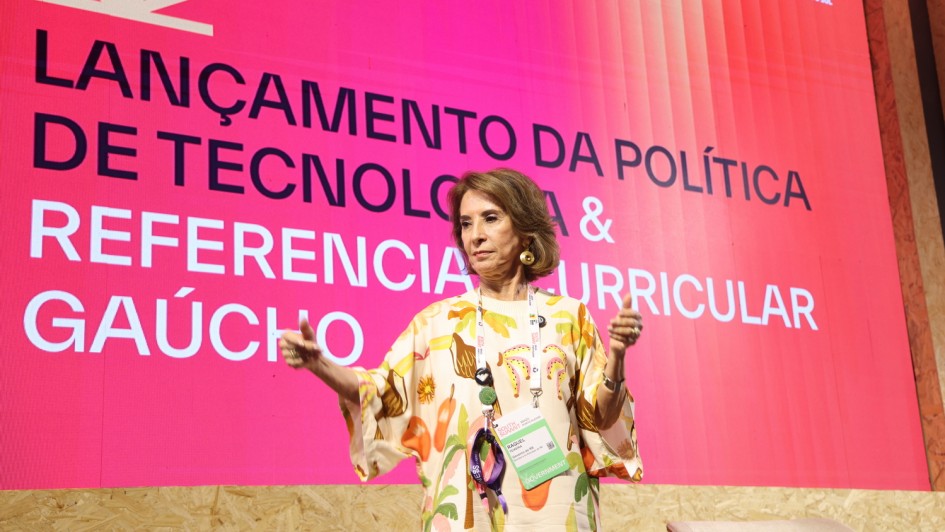 Governo do Estado Lança Nova Política de Tecnologia para a Rede Estadual no South Summit Brazil Governo do Estado Lança Nova Política de Tecnologia para a Rede Estadual no South Summit Brazil
