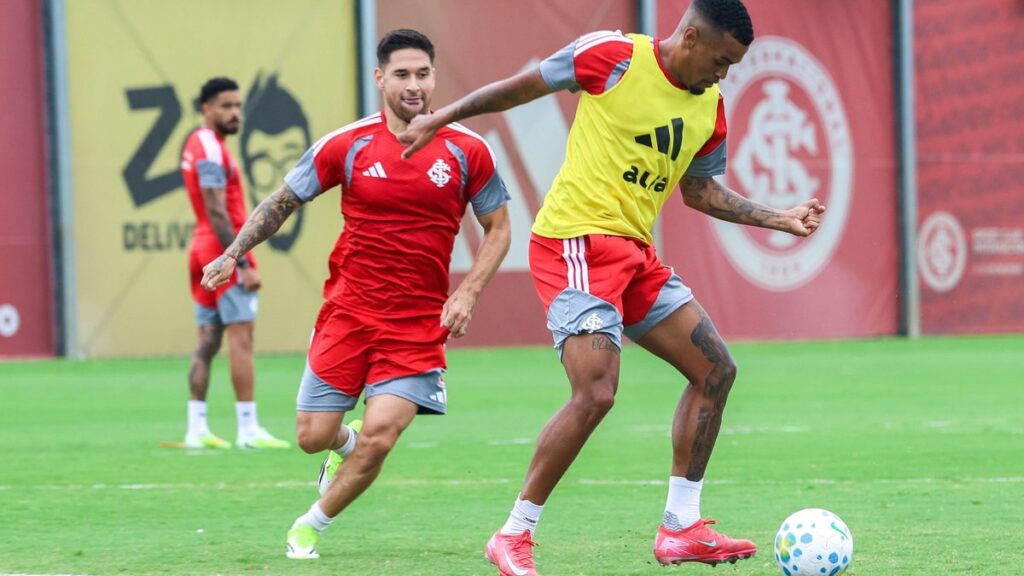 Inter se prepara para duelo decisivo contra o Atlético-MG com possíveis mudanças na escalação