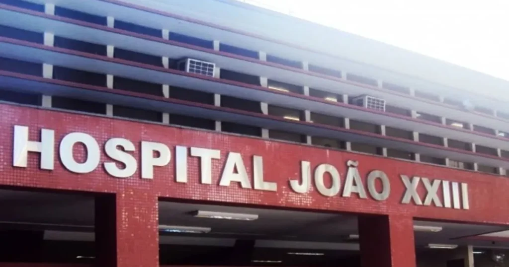 Mais de 30 cirurgias adiadas na Fhemig devido à greve de funcionários