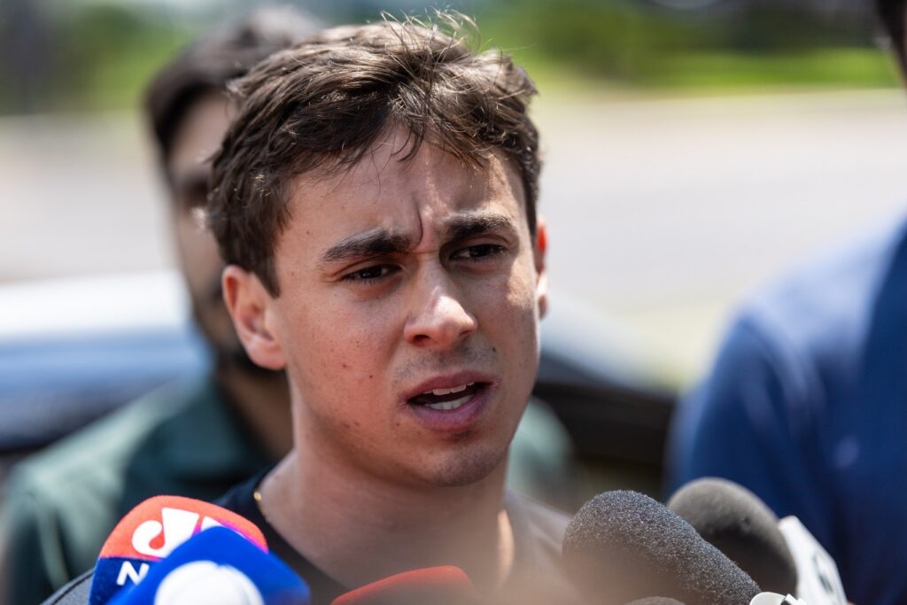 Nikolas busca ampliar influência no bolsonarismo com candidatura ao Senado em Minas Gerais Nikolas busca ampliar influência no bolsonarismo com candidatura ao Senado em Minas Gerais